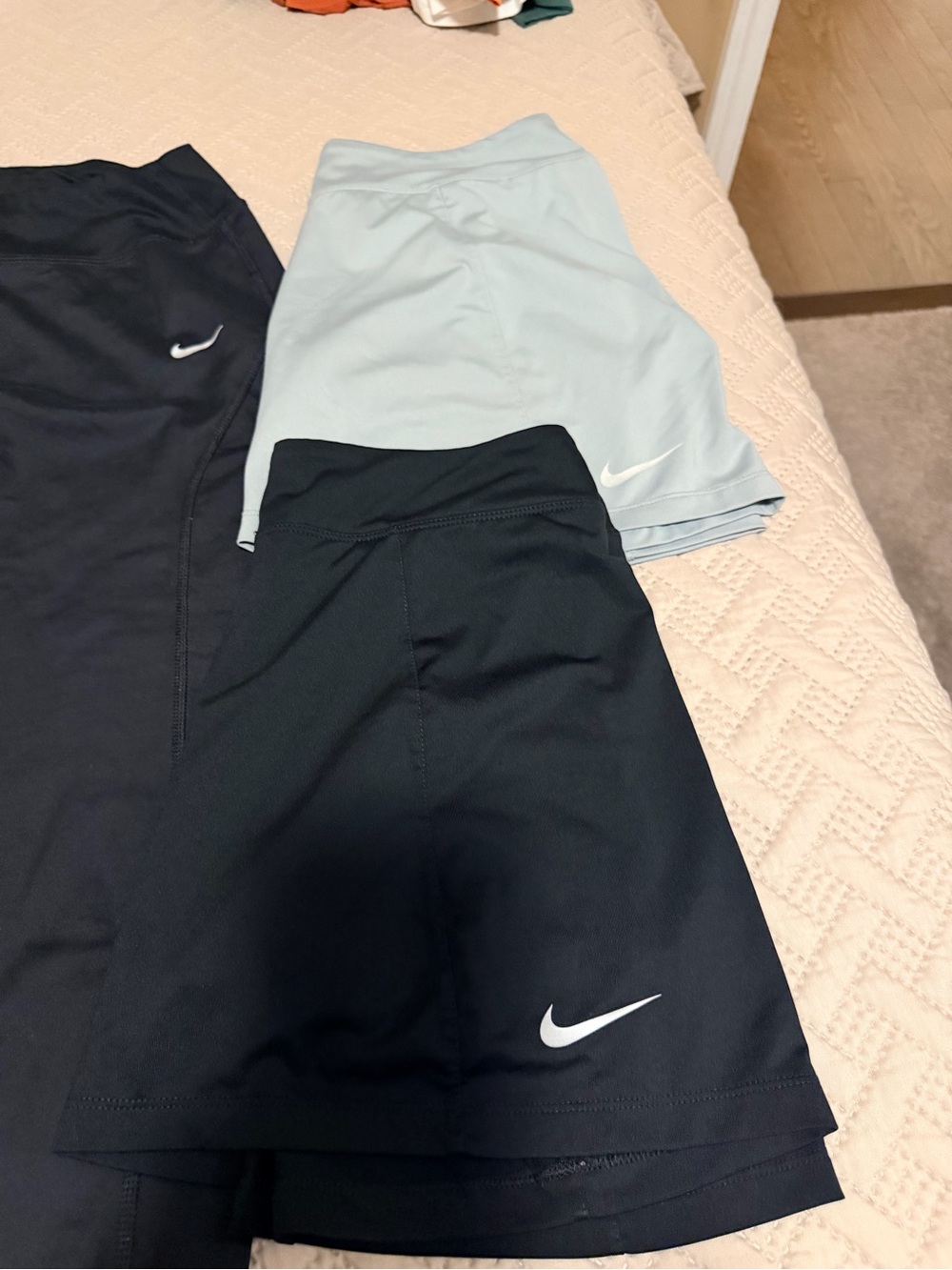 Nike bundle - Picture 4 of 4